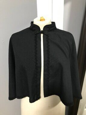 90s Y2K Goth Victorian Medieval Dragon Rouge Black Cape Capelet SMALL MEDIUM